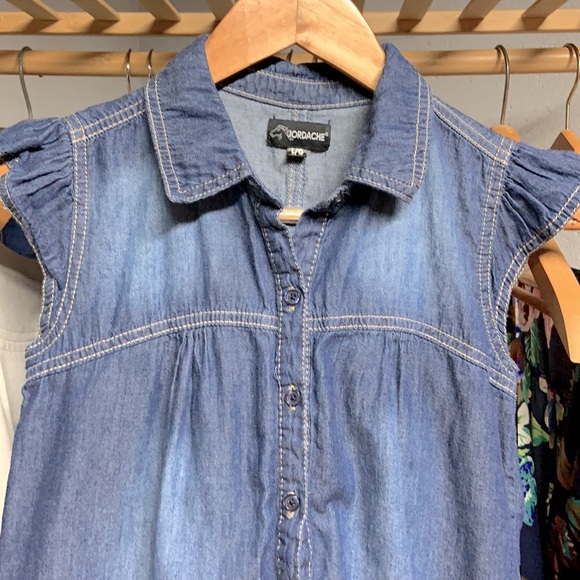 Jordache Other - Cute Chambray Girls Jordache Top Size L